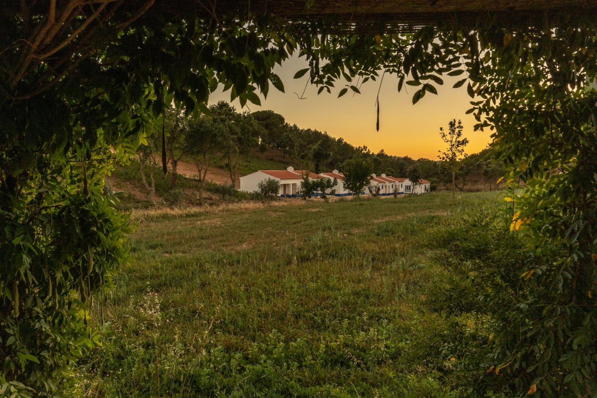 Vale Da Cassiopeia Guest House Cercal do Alentejo Exterior photo